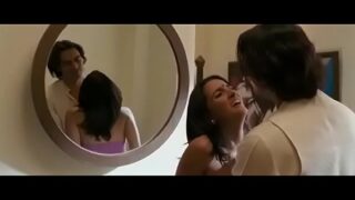 Rajniti movie hot scene(360p).MP4